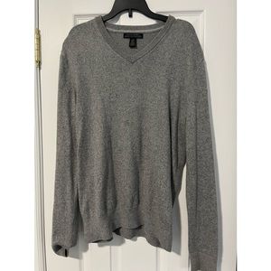 Men’s Grey Banana Republic Sweater. Perfect for fall! Size Small.